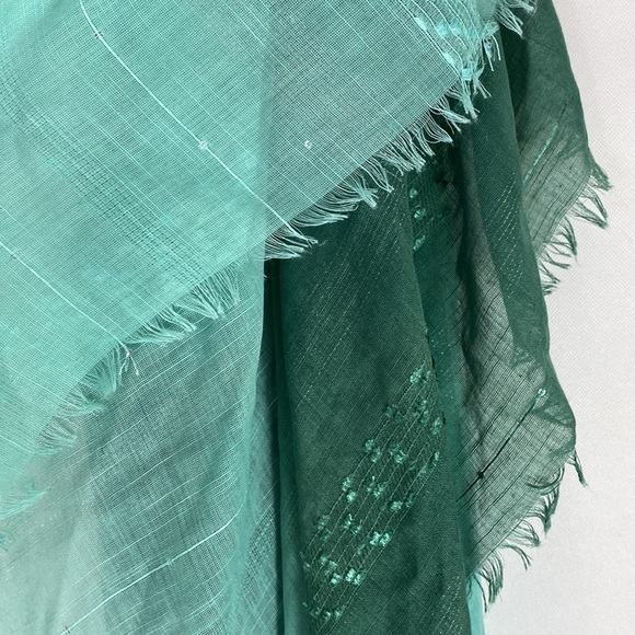 Steve Madden green ombré sequin square scarf wrap NWT - Picture 4 of 5
